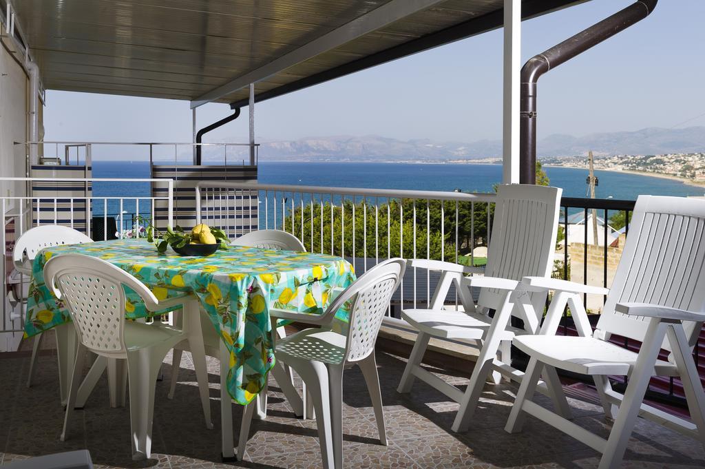 Appartamento Vista Mare Castellammare del Golfo Habitación foto